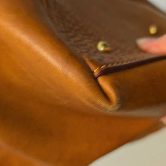 💥Price Reduced💥Dooney & Bourke Satchel HB in a beautiful Chestnut brown EUC PF - Picture 12 of 16